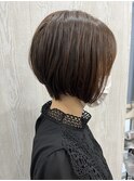 【幅広い年代におすすめ】 前下がりショート