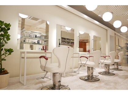 アース 市ヶ谷店(HAIR&MAKE EARTH)の写真