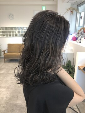 カラ ヘアーサロン(Kala Hair Salon) 上品系大人ハイライト