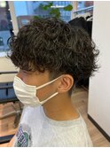ツイストスパイラルパーマ波巻きスパイラル刈り上げマッシュ