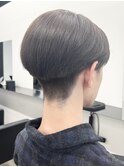 波巻きツイストスパイラルフェザーパーマ刈り上げセンターパート