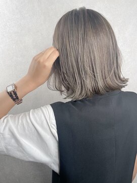 アンダーバーホワイト 南海難波店(_WHITE) グレージュ