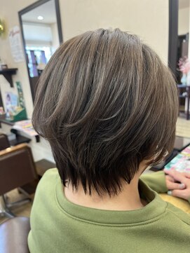 美容室ルシア ハンサムショートスタイル