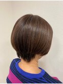 白髪ぼかしハンサムショート