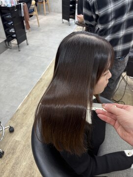 ロンドシエル 横浜(Lond ciel) オリーブグレー/ショート/前髪/レイヤー/髪質改善/縮毛矯正/横浜