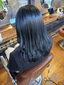 ブルーブラック