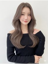 スターズ 渋谷(STARS)&nbsp;顔周りレイヤーカット×前髪ハッシュカットミルクティーブロンド