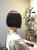 ワ ヘアー(wa-hair)&nbsp;首長切りっぱなしボブショート×艶グレージュ×メテオGL髪質改善
