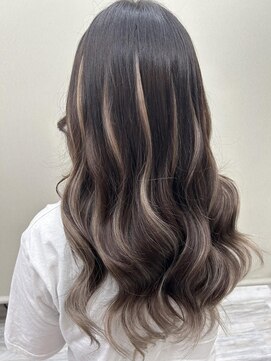 レヴェリー(REVERIE) #岡山#倉敷#エクステ#プルエクステ#ハイライト