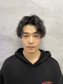 メンズサロンロス(LOSS) 波巻きセンターパート