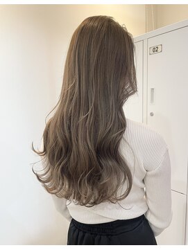 グロウ 丸の内(GLOW) ミルクティベージュカラー