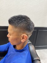 プラウド(PROUD)&nbsp;フェザーアップフェード　田町　理容室　顔剃り　バーバー