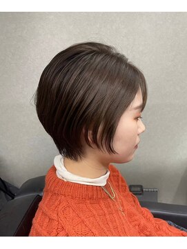 ネウィ 秋田(newi) ナチュラルベージュ