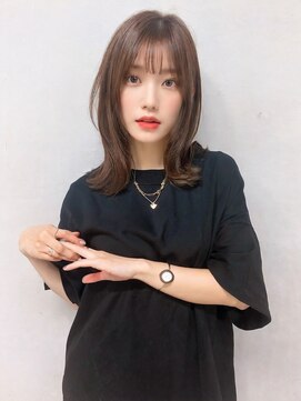 オズ 安積店(OZ) ミニウルフチェリーブラウンホワイトグレージュフェザーパーマ