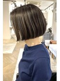 切りっぱなしボブミニボブボブハイライト外ハネボブブリーチ