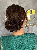 エルフ(elf)&nbsp;ヘアセット/ヘアアレンジ/アップ/ハーフアップ/ミディアム/ボブ