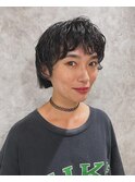 前髪のみのポイントパーマでイメチェン出来ます。