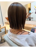 アン(un)&nbsp;ぷちゅん/ハイライト/切りっぱなしボブ/ぱっつんボブ