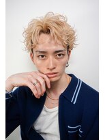 波巻きフェザーショート
