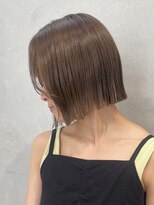 ニトバイアンキシム(nit by ahnkism)&nbsp;ボブミルクティーベージュブリーチダブルカラー堀江