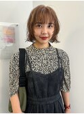 ハイトーンベージュ　ベージュカラー　シアーベージュ　ボブ