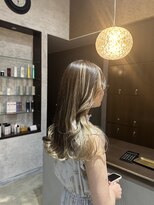 アールトゥーヘアー(art To Hair)&nbsp;ホワイトベージュ/インナーカラー/アンブレラカラー