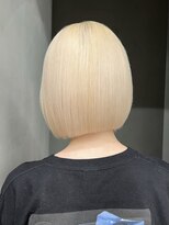 プロス(Pros) 抜きっぱなしブロンド/ミニボブ/ボブヘア