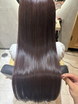 ジーナ 福岡天神(Zina) 艶髪/美髪/髪質改善【Zina福岡天神】