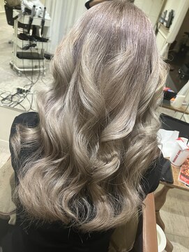 グリフィカ(griFFica) griFFica ペールブロンド