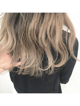 アライブ キチジョウジ(ALIVE Kichijoji) 【ALIVE吉祥寺】明度差グラデーションカラー＊シースルーカラー