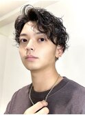 刈り上げ前下がりパーマ