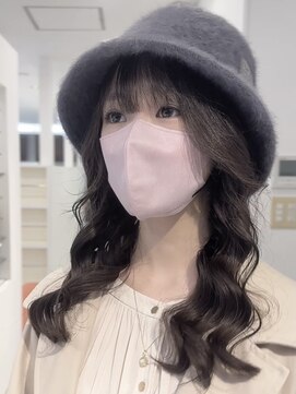 ラウレア(LAULEA) バケットハットとの相性も◎韓国風ヨシンモリパーマ10代20代30代