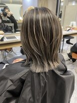 ヘーゼル 博多(HAZEL.)&nbsp;LEN/ホワイトベージュバレイヤージュ