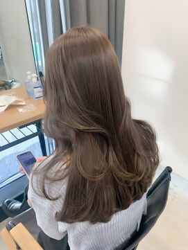 アリュウル 表参道(ALLURE) 明るめミントベージュ×くびれヘア　《佐藤》