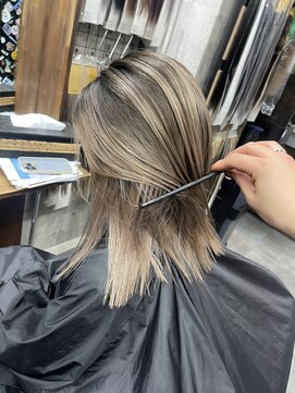 ラフ(LAFF) #バレイヤージュ#グレージュカラー#ボブウルフ#ココアベージュ