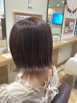 ラファンス 栗林店(LaFENCE) くすみカラー/外ハネボブ/ぷつっとボブ/透明感/秋冬/グレージュ