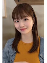 メゾンドムニ 恵比寿(Maison de MUNi)&nbsp;ミディアムレイヤー小顔カットチョコレートブラウンカラー