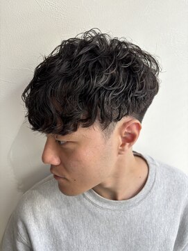 グラフ 立川(Graph.) 無造作ニュアンスツーブロックマッシュパーマ