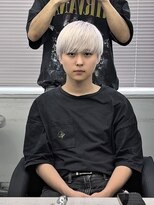 ペレ 渋谷(PELE)&nbsp;MEN’S HAIR/ブルーブラック/フェザーパーマ/渋谷