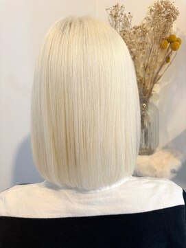 アンドソー 池袋(&so.) ホワイトブロンド/抜きっぱなし/ハイトーン/池袋