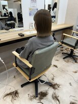 カイノ イオンモール橿原店(KAINO) オリーブベージュの切りっぱなし外ハネボブ