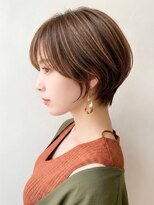 ブロッサム 東武練馬店(Blossom)&nbsp;艶感ショートボブ前髪あり小顔くびれヘアミルクティーブラウン