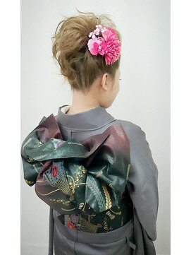 ヘアーメイク ティアラ(Hair make Tiara) 成人式ショートリーゼント風ヘア☆+°