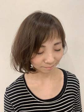 ハナ ビューティーヘアー(hana.) オン眉ボブ