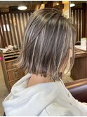 アッシュベージュ
