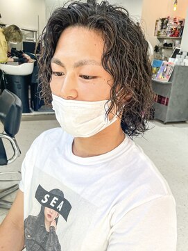 ヒビヲ(HIBIO) ツイストスパイラルパーマツーブロックメンズマッシュメンズヘア