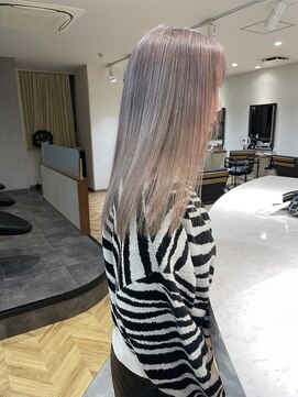 ロンド レア 天神大名店(Lond Le’a) ミルクティーベージュ/ダブルカラー/ブリーチ/くびれヘア