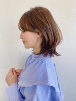 こなれミディ大人レイヤーベージュ