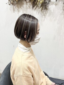 ハウオリ 金沢駅西店(Hau'oli) 白髪ぼかし/白髪ぼかしハイライト/脱白髪染め/白髪染め/透明感