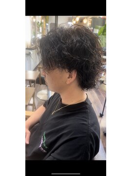 シックス 大竹店(ciQz) 今流行りのサーフカール